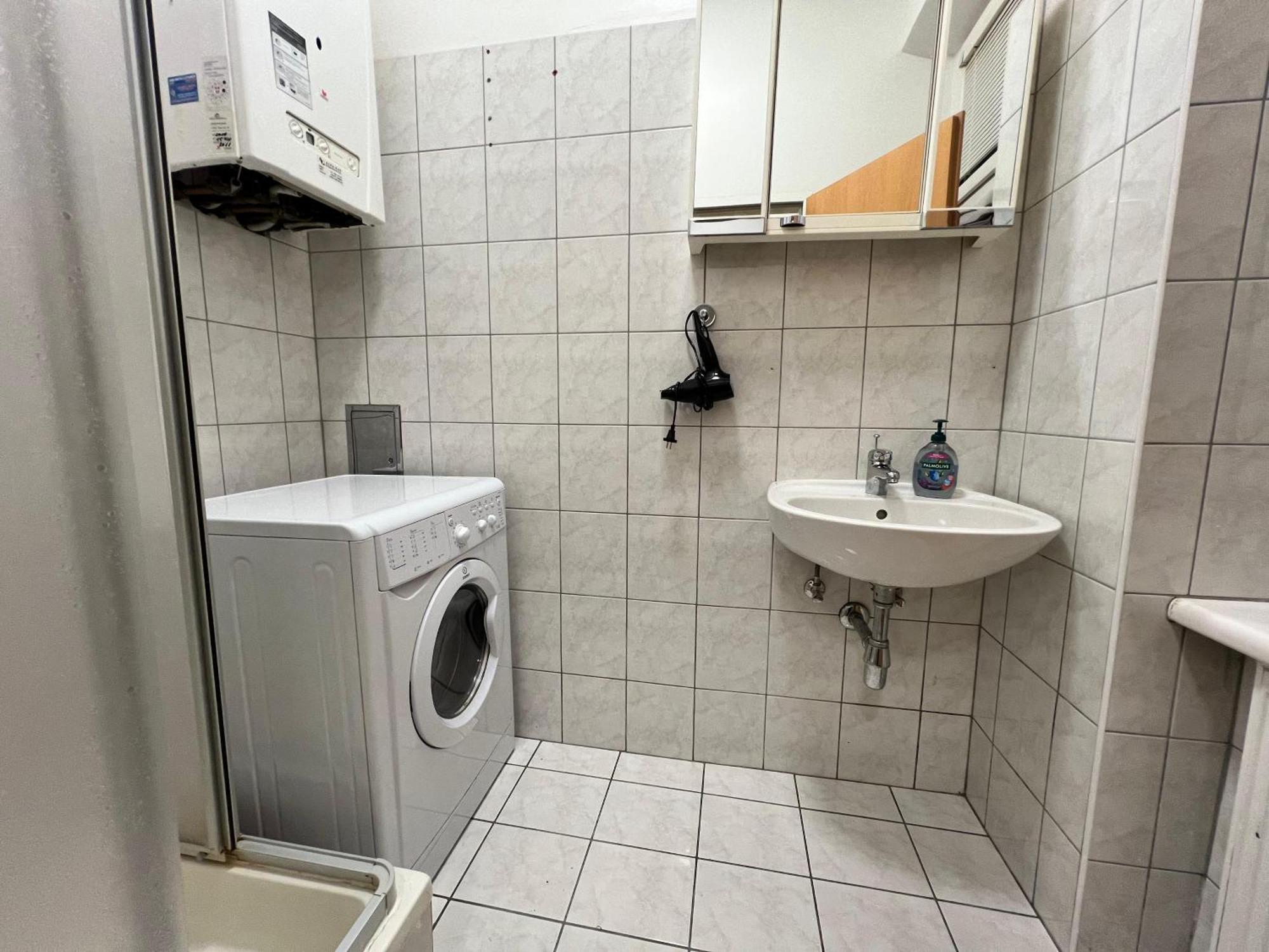 Appartamento Affordable 1br Apt- Wifi & Tv Near Danube River!