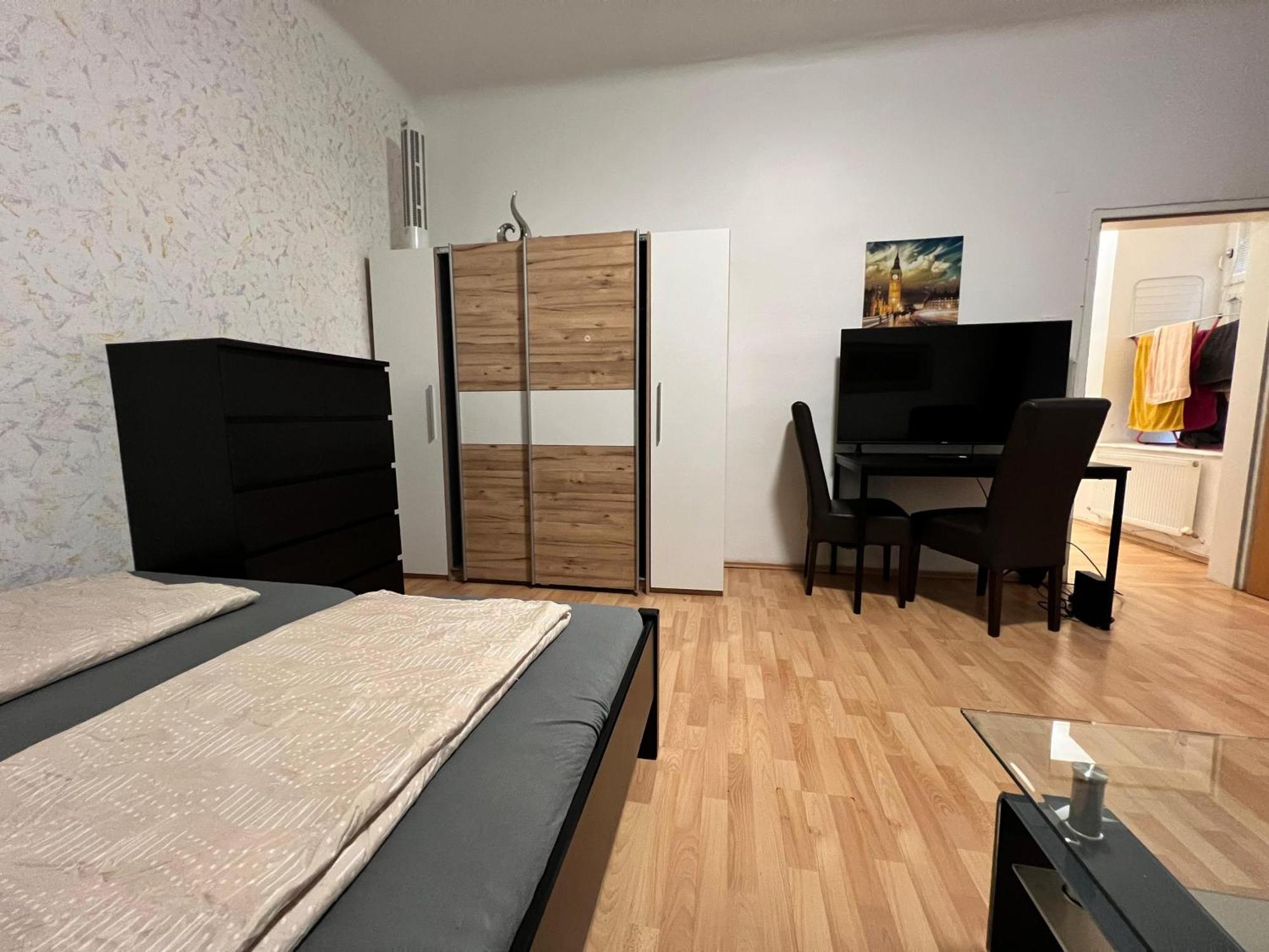 Affordable 1br Apt- Wifi & Tv Near Danube River! *